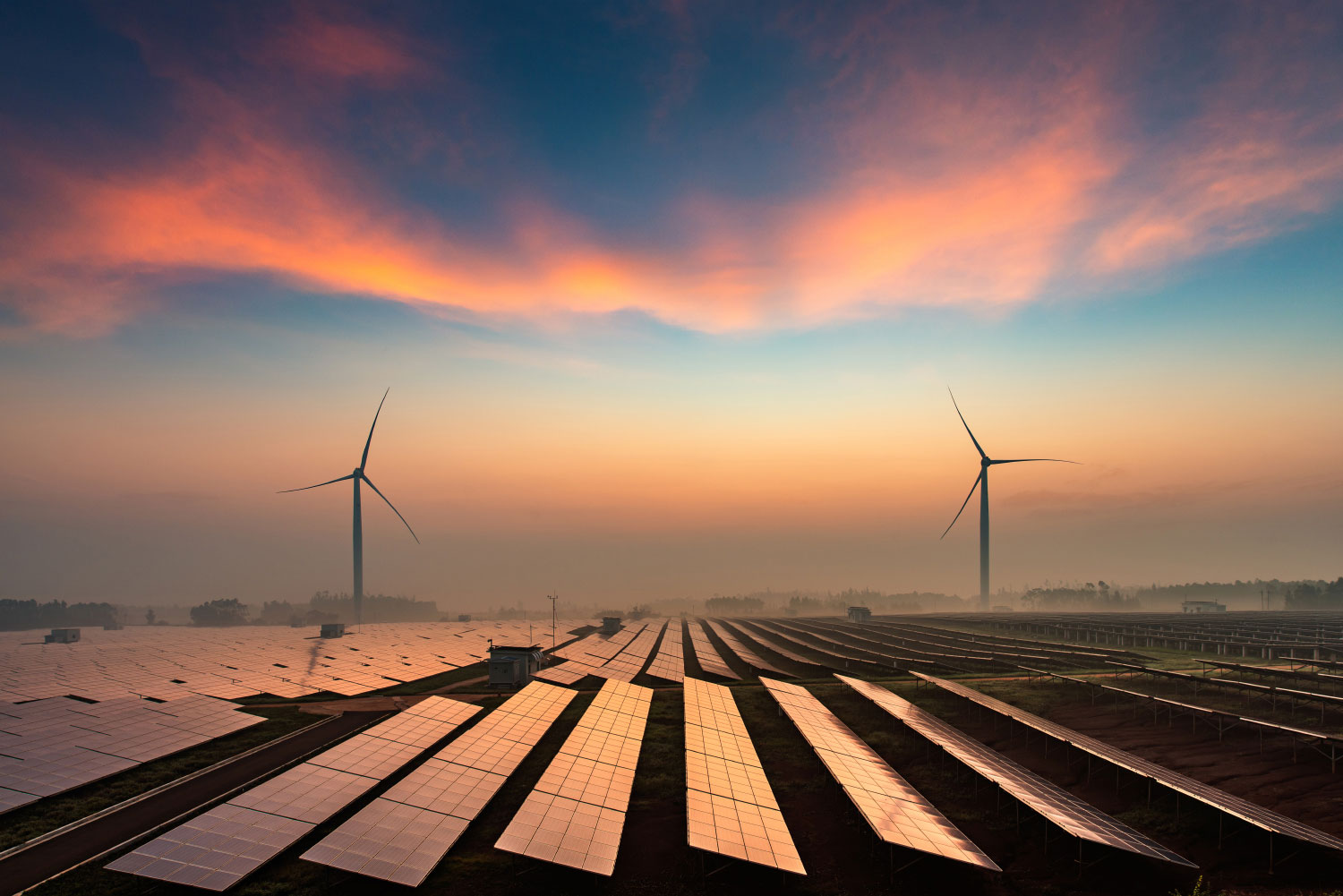 https://www.energyutilitiesjobs.co.uk/app/uploads/2021/04/Solar-power-plant-_iStock-584487610_web.jpg